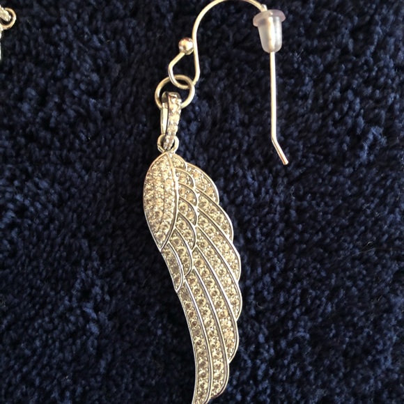 Wing earrings - Picture 2 of 2